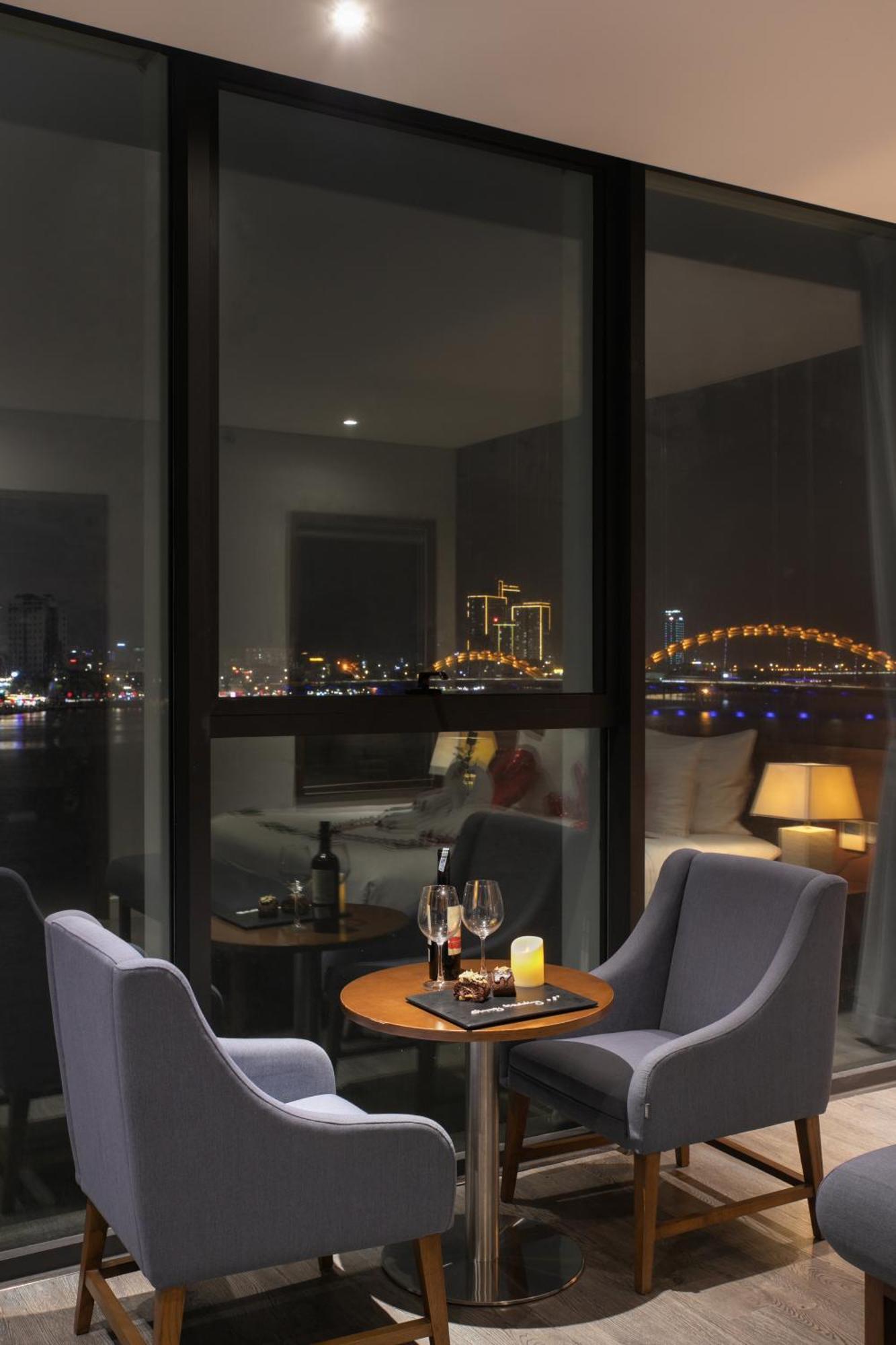 Avora Hotel Da Nang Zewnętrze zdjęcie