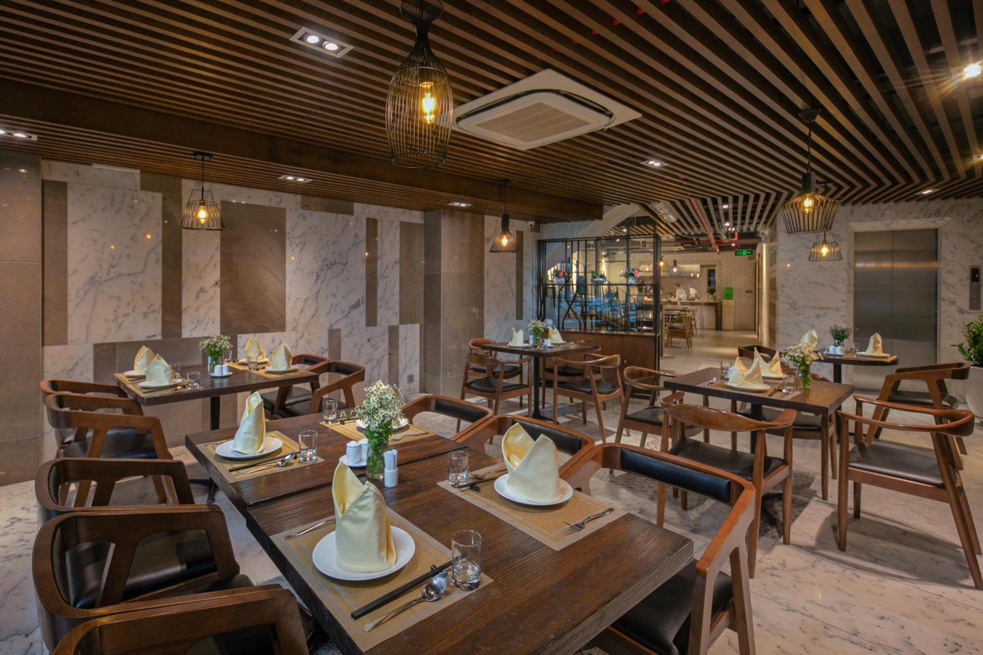 Avora Hotel Da Nang Zewnętrze zdjęcie