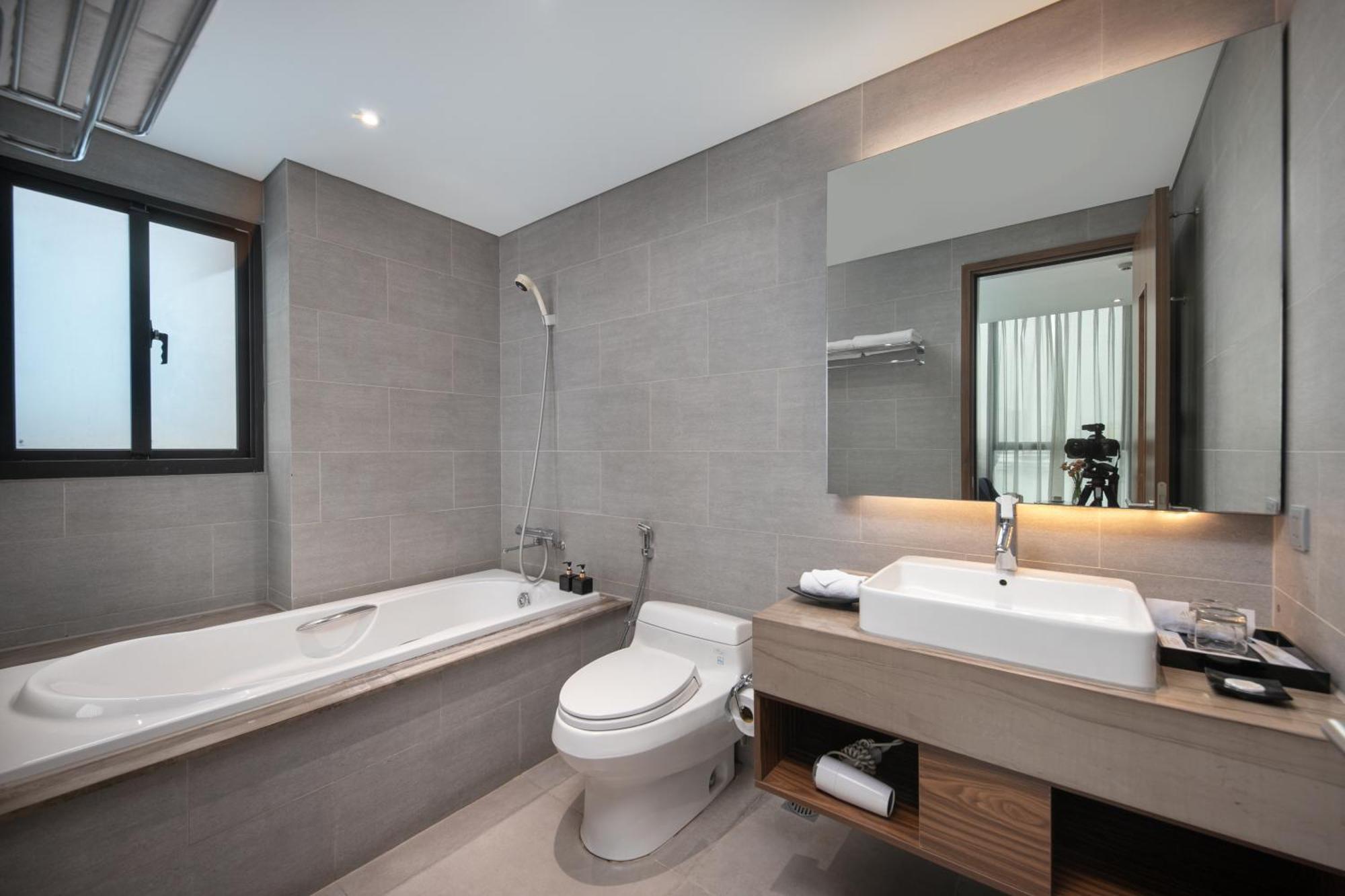 Avora Hotel Da Nang Zewnętrze zdjęcie