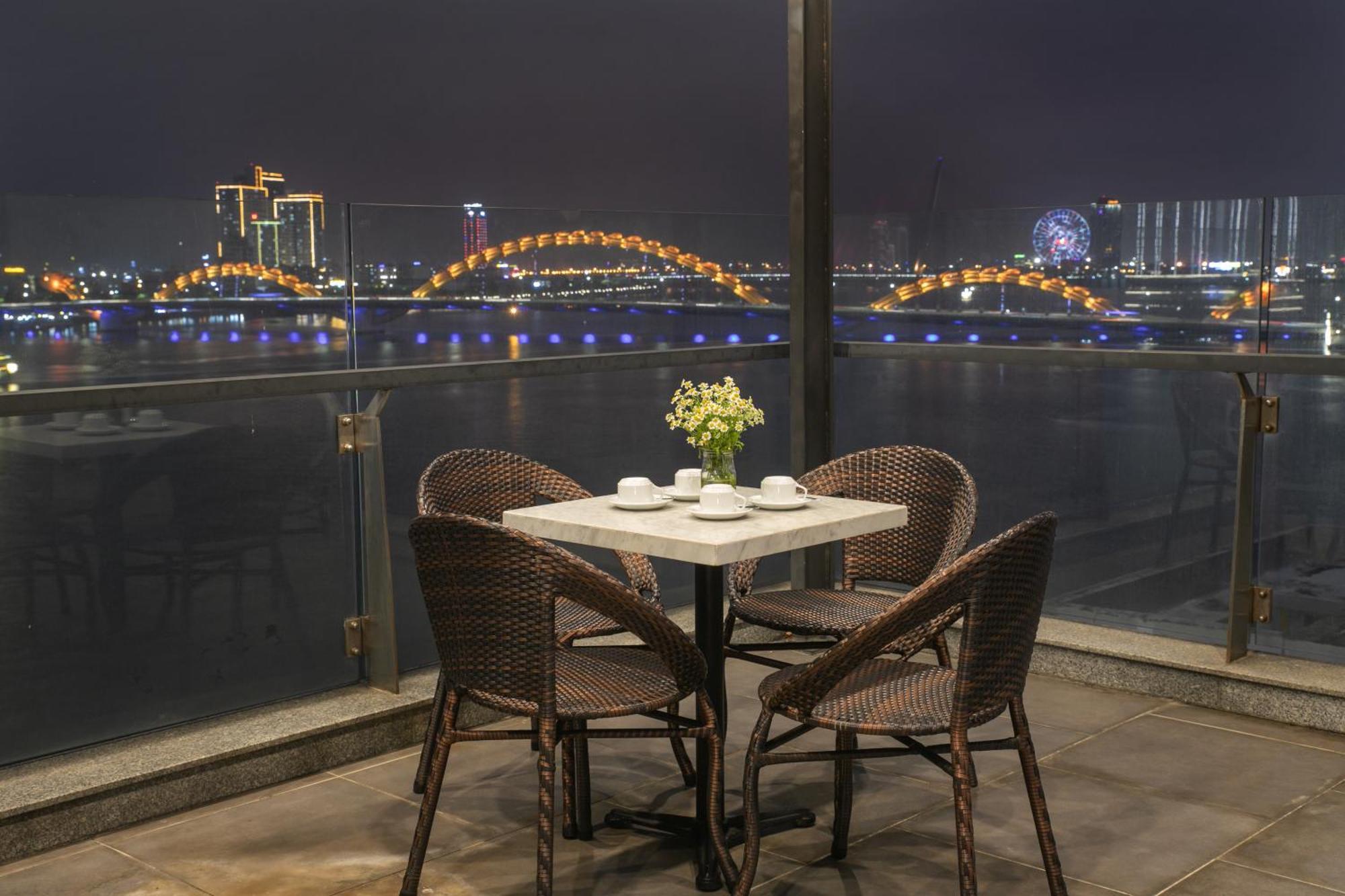 Avora Hotel Da Nang Zewnętrze zdjęcie