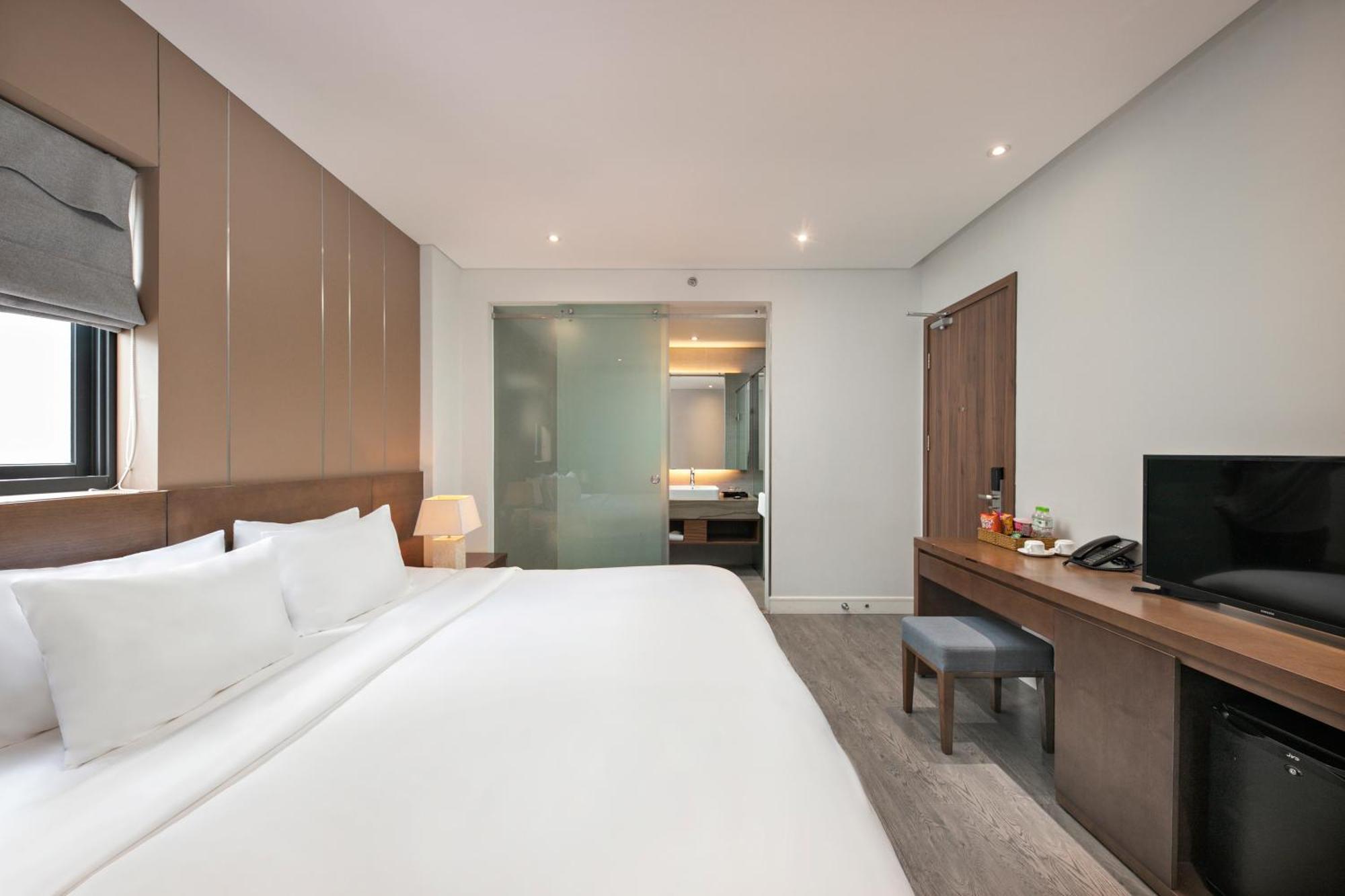 Avora Hotel Da Nang Zewnętrze zdjęcie